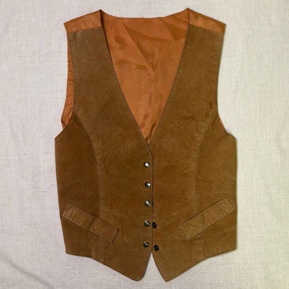 Vintage Jackets & Blazers - Vintage Leather Vest Women’s Small Rodeo Mutton Western Tan Suede Boho Kitschy